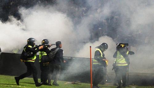 Korban Meninggal Dunia di Stadion Kanjuruhan Bertambah Jadi 153 Orang