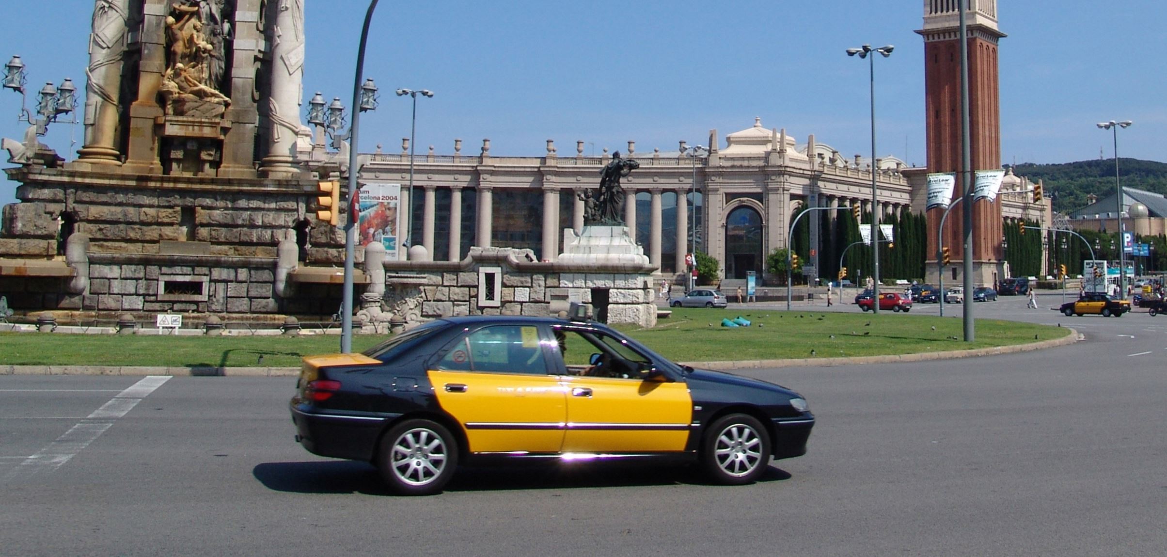 Aneka Bentuk Taksi di Berbagai Negara