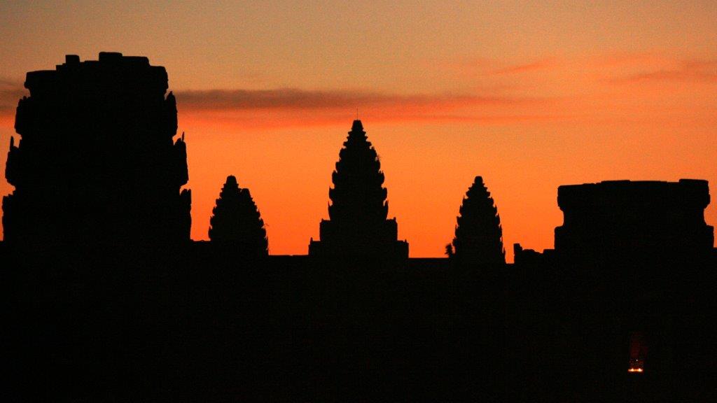 Tempat Fantastis Untuk Melihat Matahari Terbit