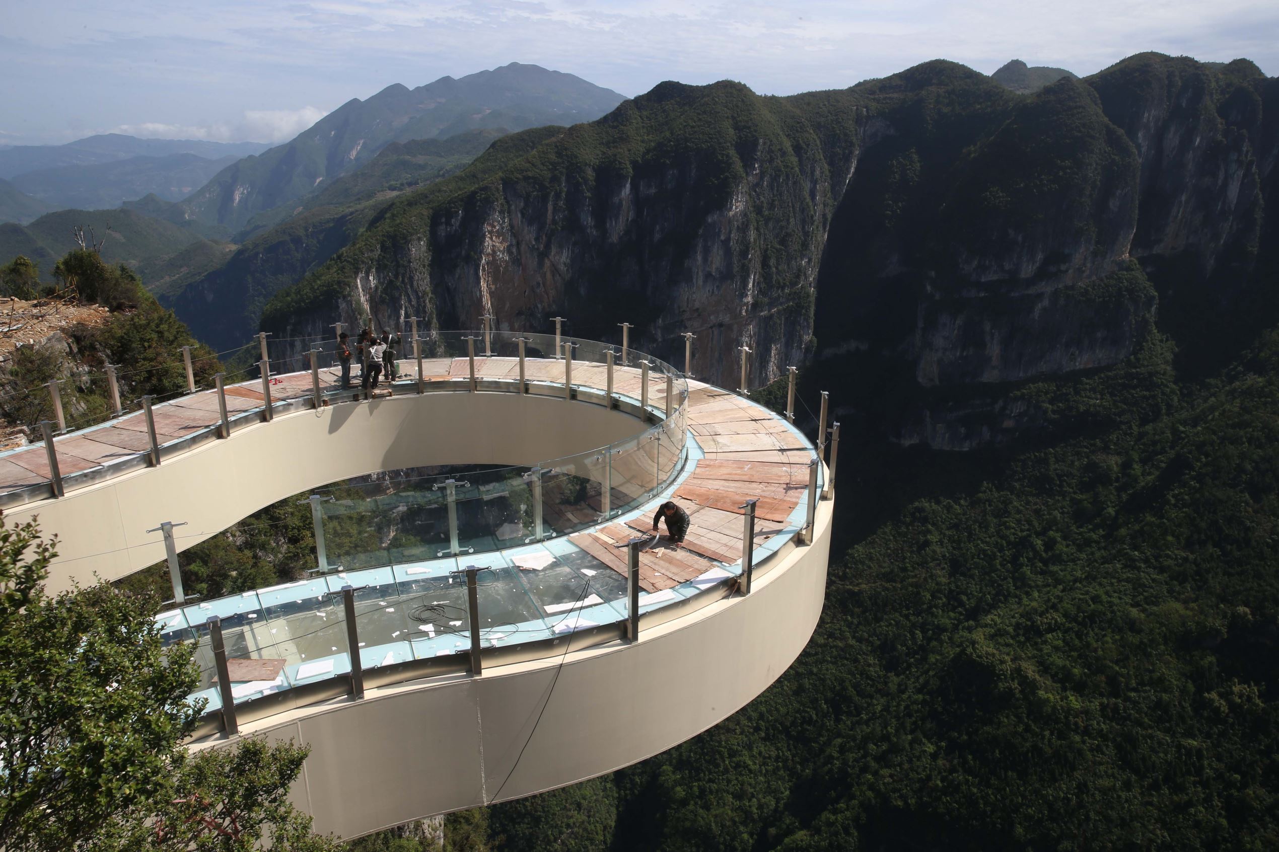 Skywalk Paling Keren di Dunia