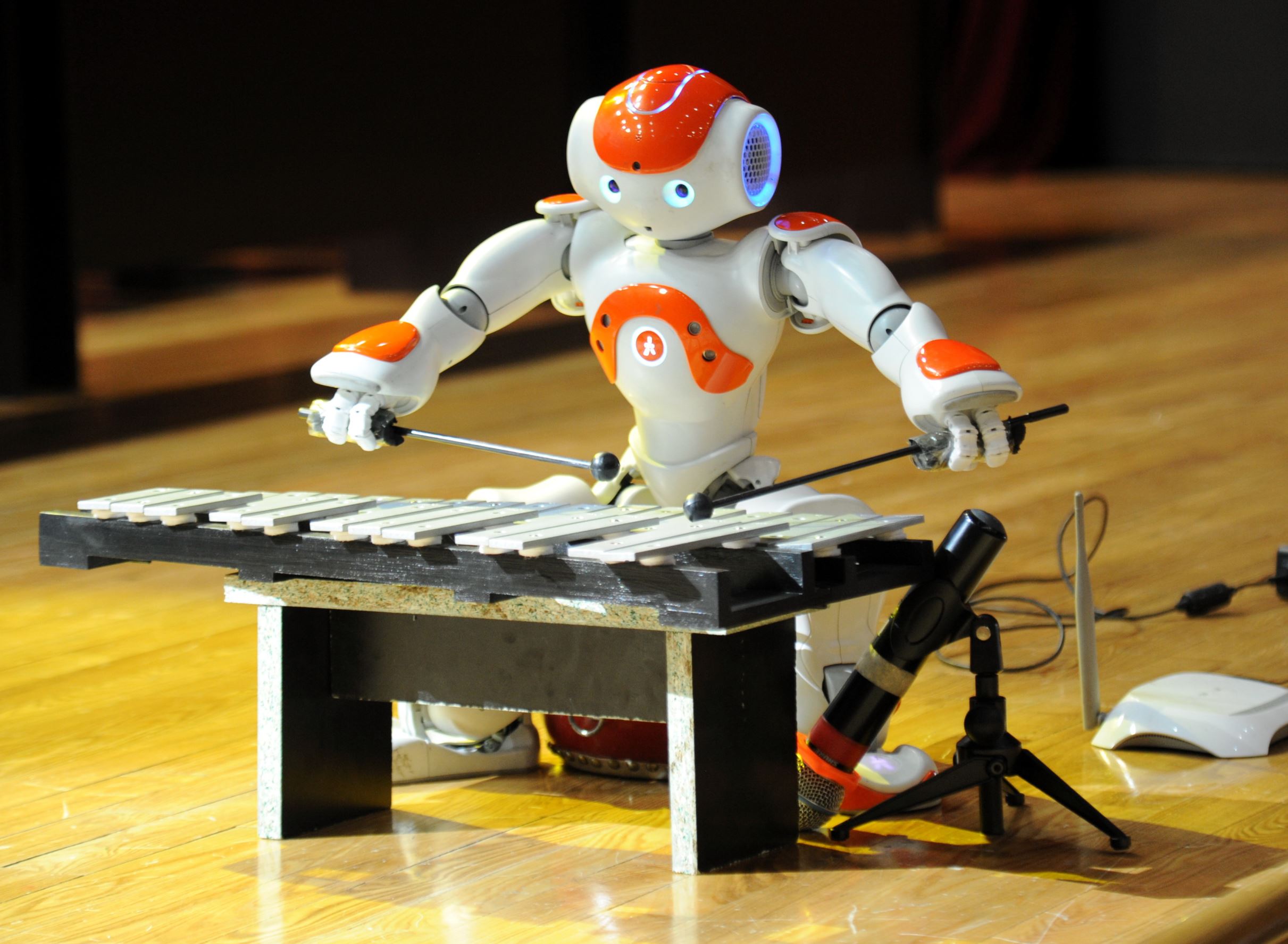 Robot-Robot Keren Tahun 2014