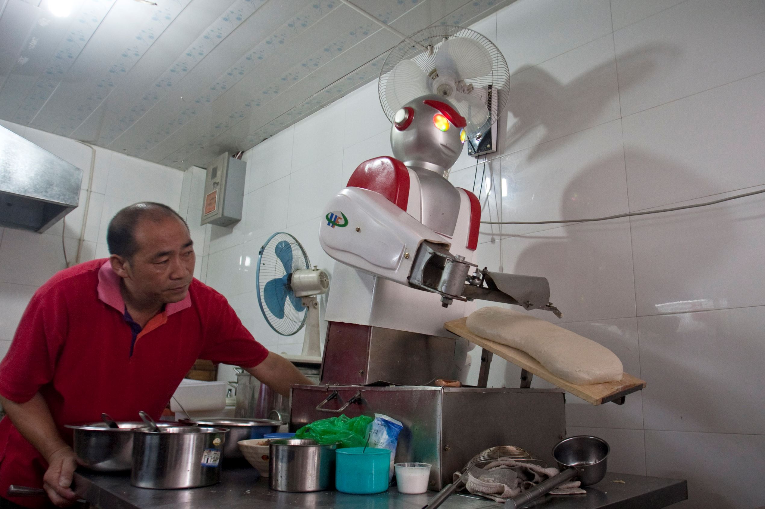 Robot-Robot Keren Tahun 2014