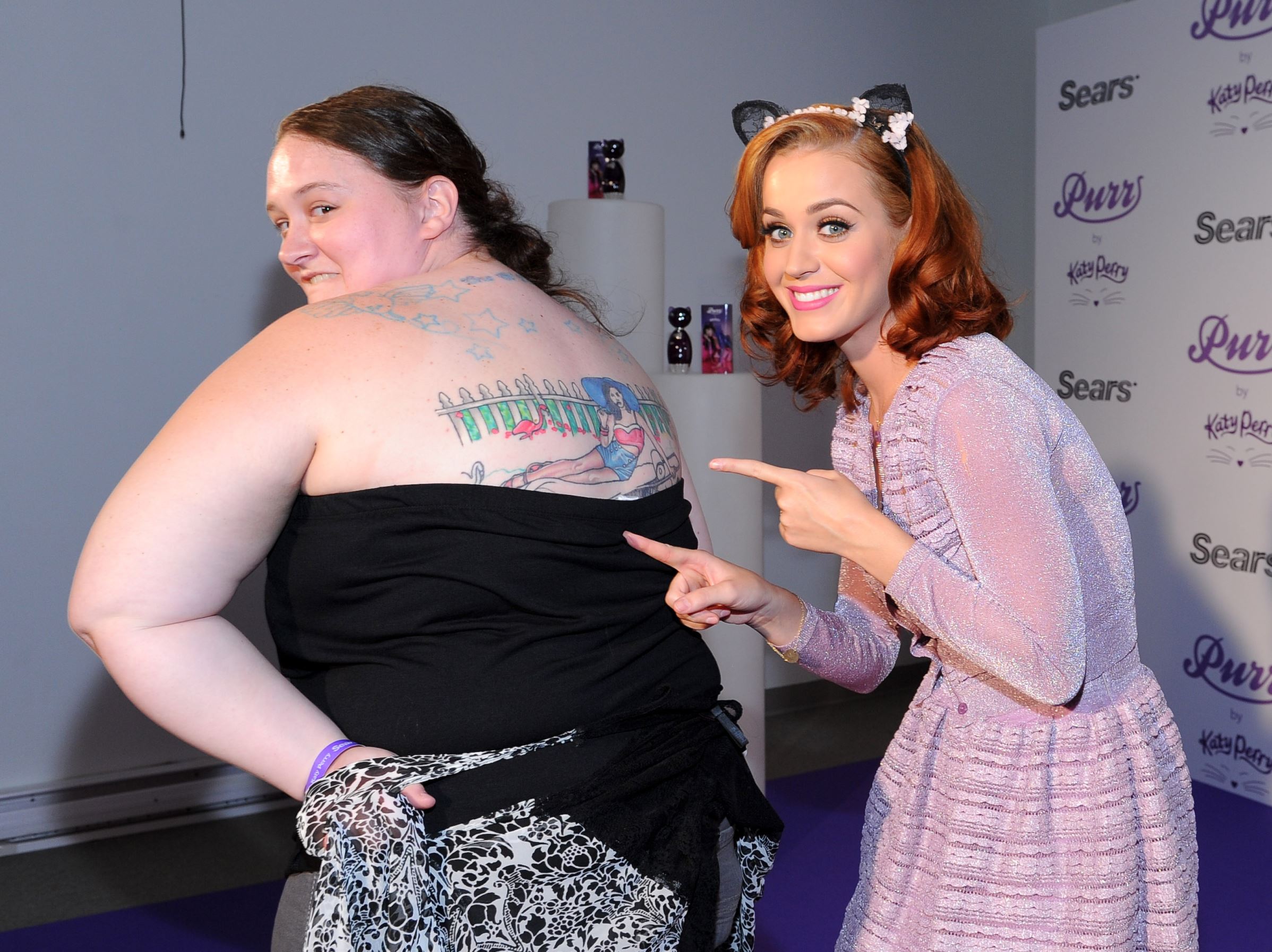 Tato Fantastik para Penggemar Fanatik, [AGAN PUNYA?]