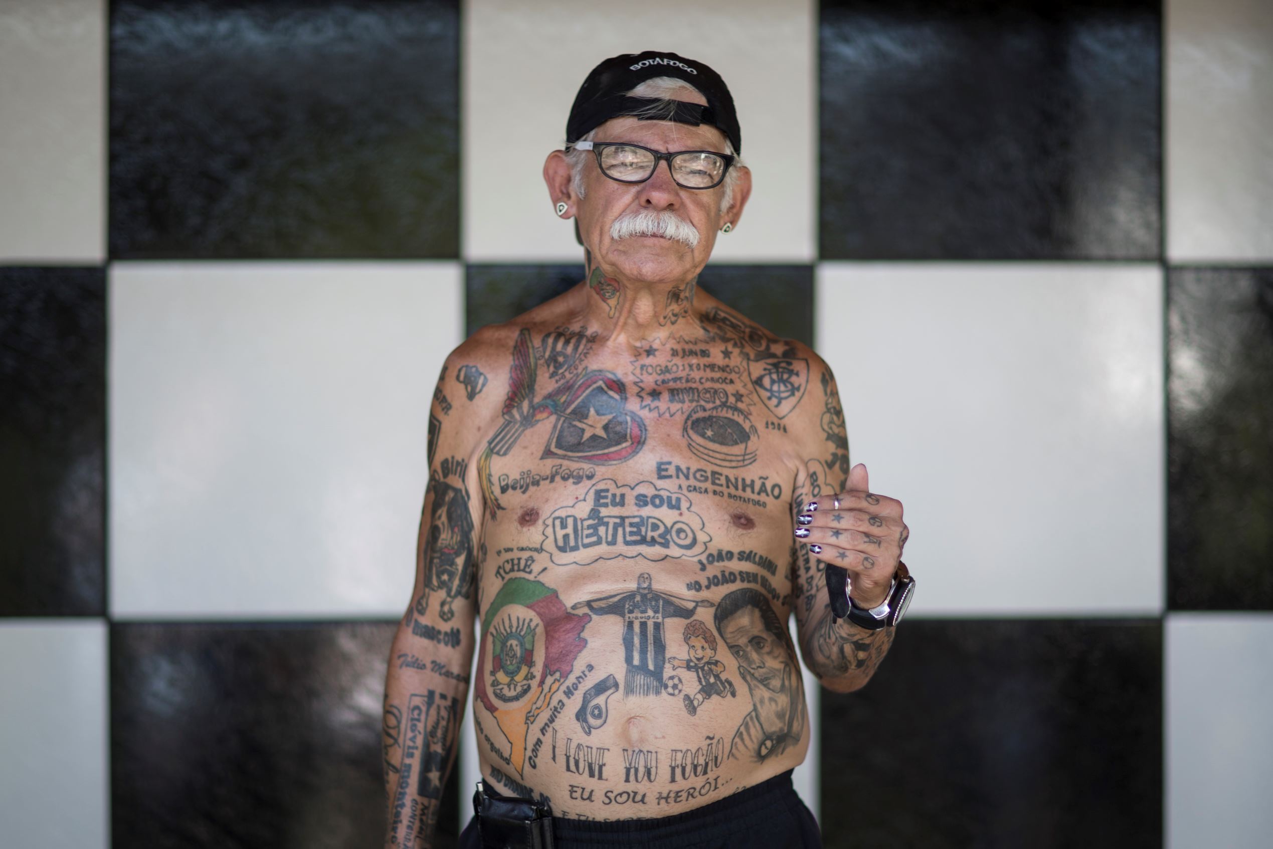 Tato Fantastik para Penggemar Fanatik, [AGAN PUNYA?]