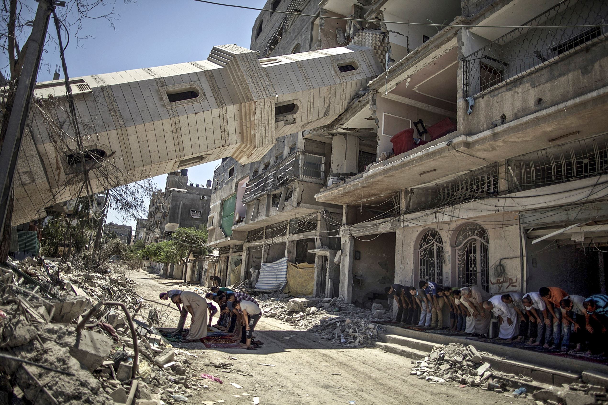 FOTO TERBAIK 2014 VERSI KANTOR BERITA TURKI