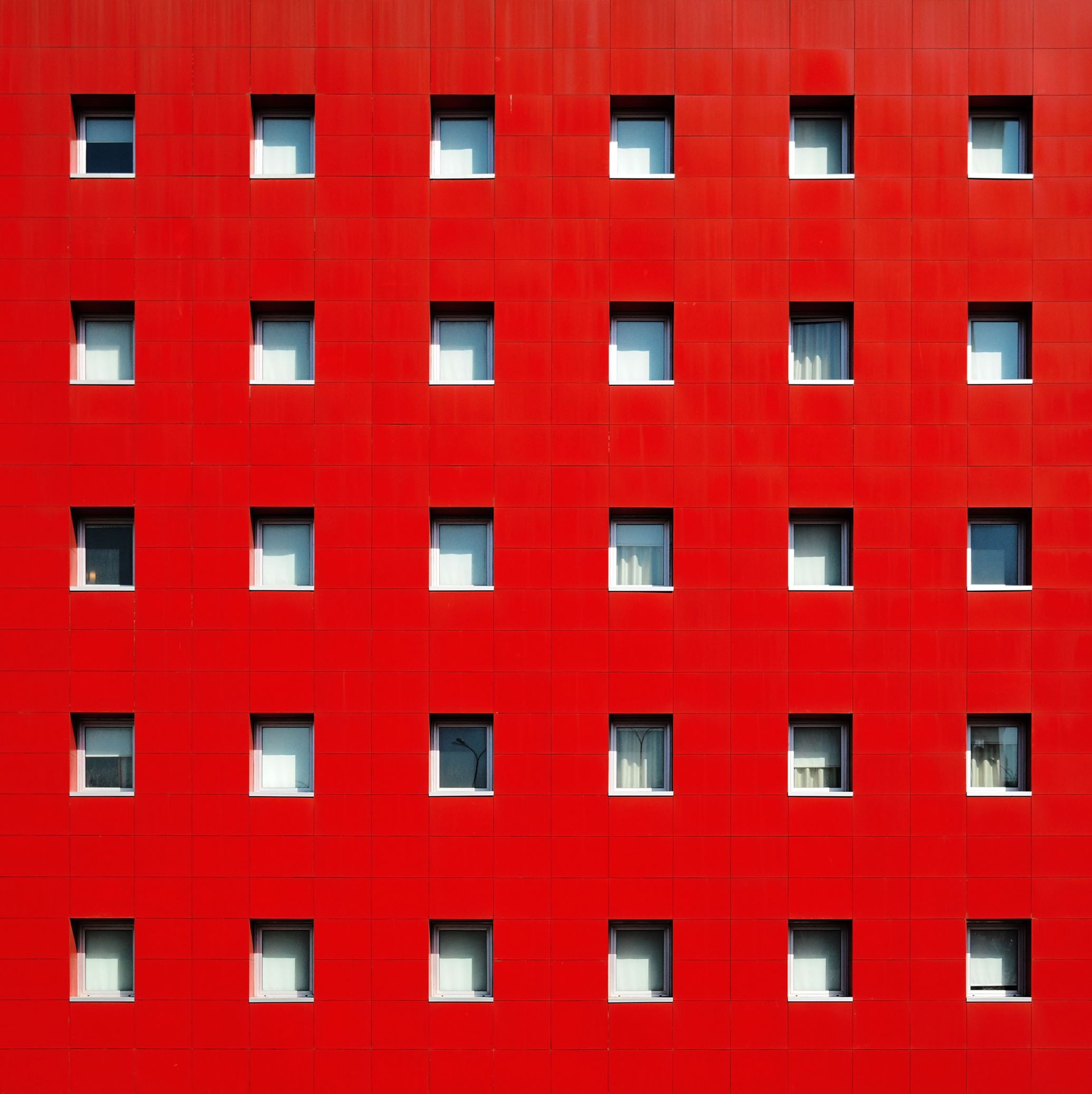 Menikmati Indahnya Gedung Warna-Warni di Kota Istanbul