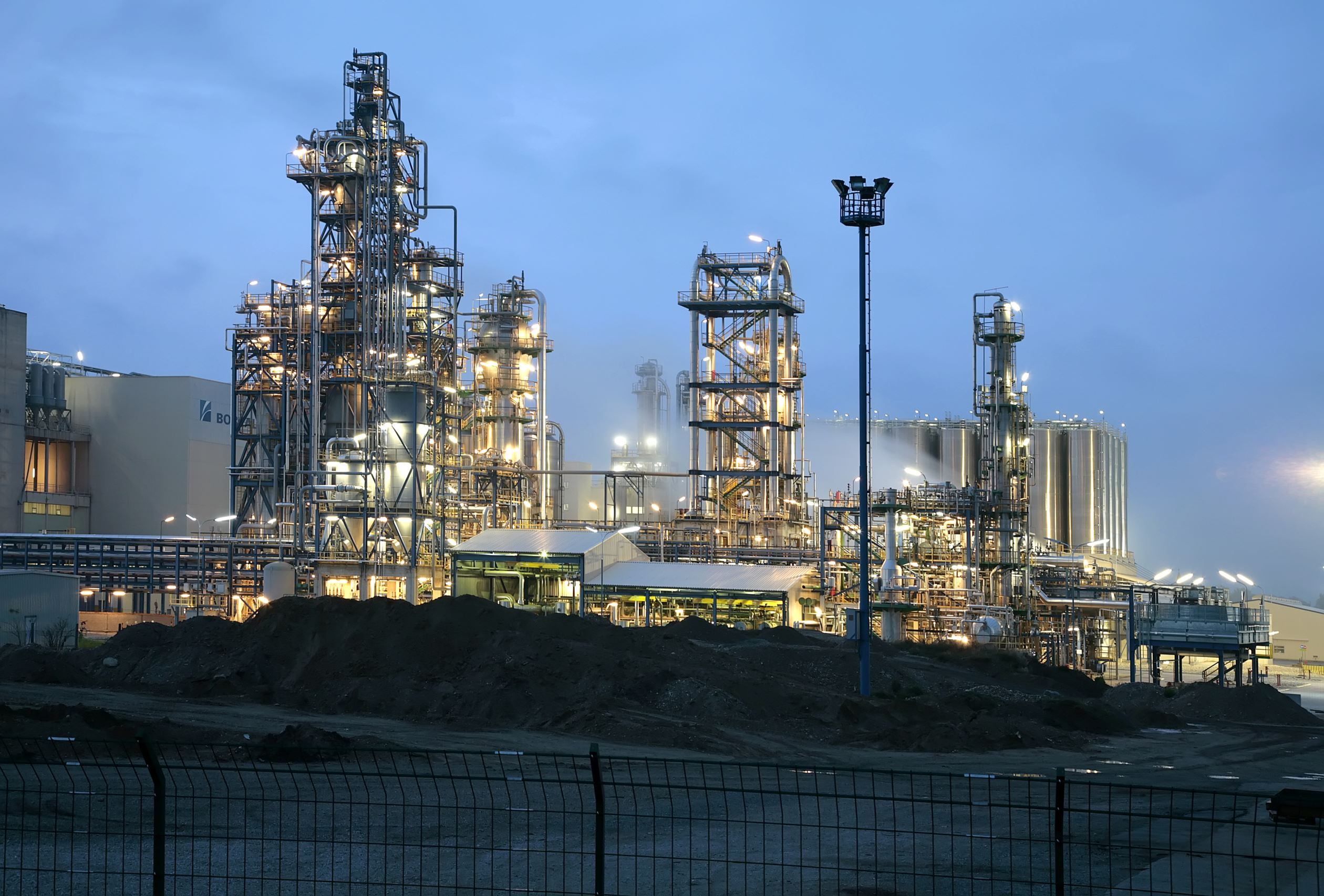 Negara yang Warganya "Gila Kerja"