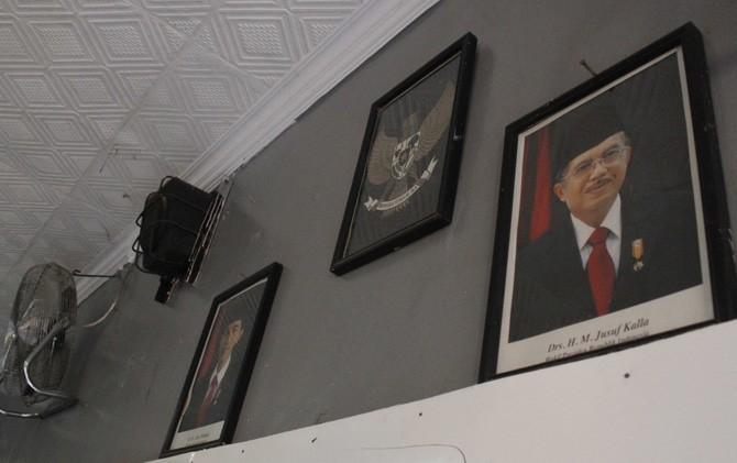 Resah! Banyak Ditemukan Foto Presiden Tanpa Merah Putih