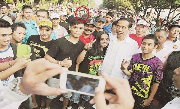Kasih Pertanyaan Ini ke Orang yang Ngaku Kenalan Orang Penting Gan