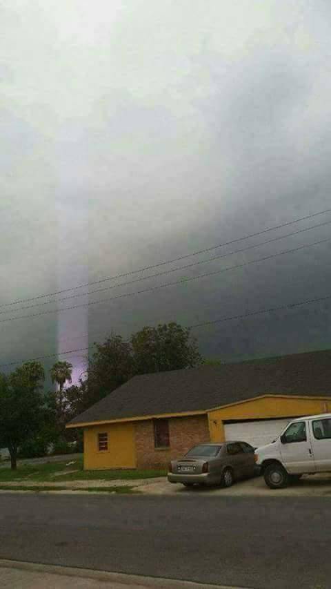 Cahaya Aneh di Langit Jakarta Ini, Bikin Geger Dunia !