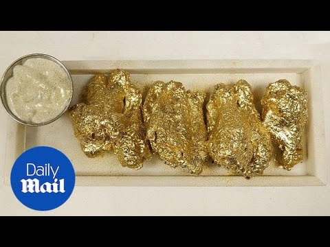 Gokil, Ayam Goreng Ini Dibalut Dengan Emas 24 Karat (Tonton NIh Cara Bikinnya!)