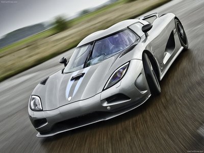 KOENIGSEGG : HYPERCAR ASAL SWEDIA