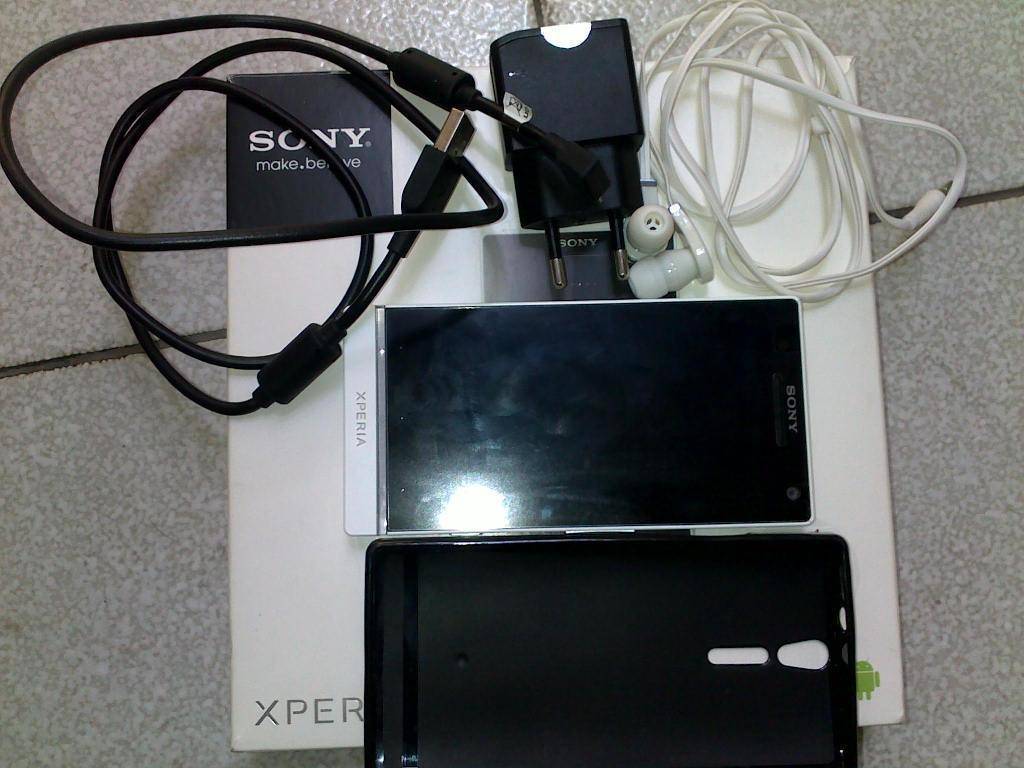 sony xperia s (lt26i) white jual BU n bosen