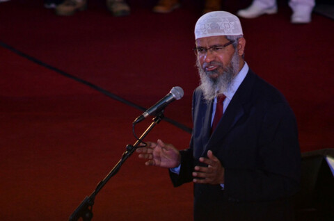 Zakir Naik: Malaysia Negara Terbaik bagi Muslim, Bukan Indonesia