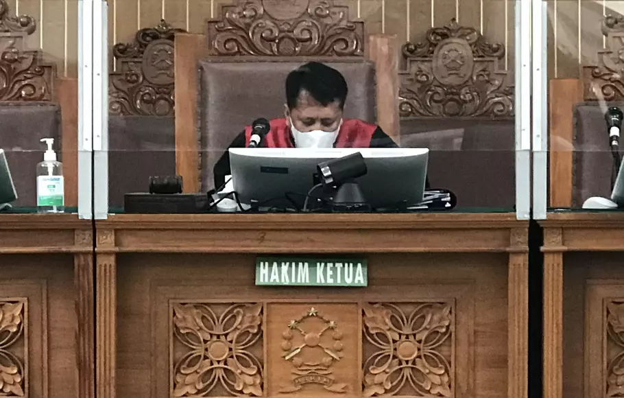 Jelang Sidang Praperadilan Lukas Enembe, Front Mahasiswa Papua Gelar Orasi