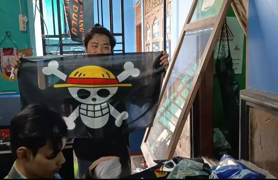 Pesanan Bendera One Piece Naik Pesat, Pengusaha Konveksi Banjir Cuan
