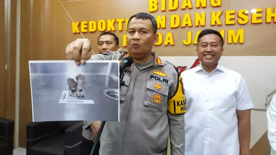 polisi-selidiki-21-serpihan-kerangka-manusia-terkubur-selama-20-tahun-di-surabaya