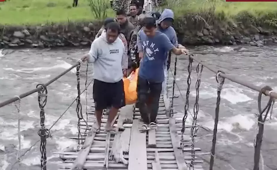 Usai Dibantai, KKB Buang Jenazah Tukang Ojek di Jurang 500 Meter di Puncak Jaya