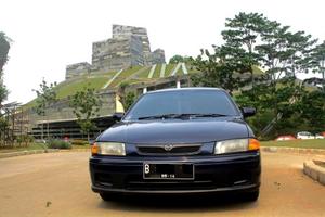 MAZDA 323 FAMILIA (Jual cepat)