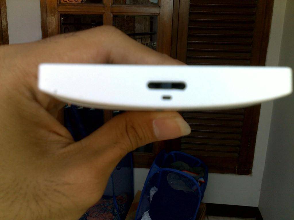 sony xperia s (lt26i) white jual BU n bosen