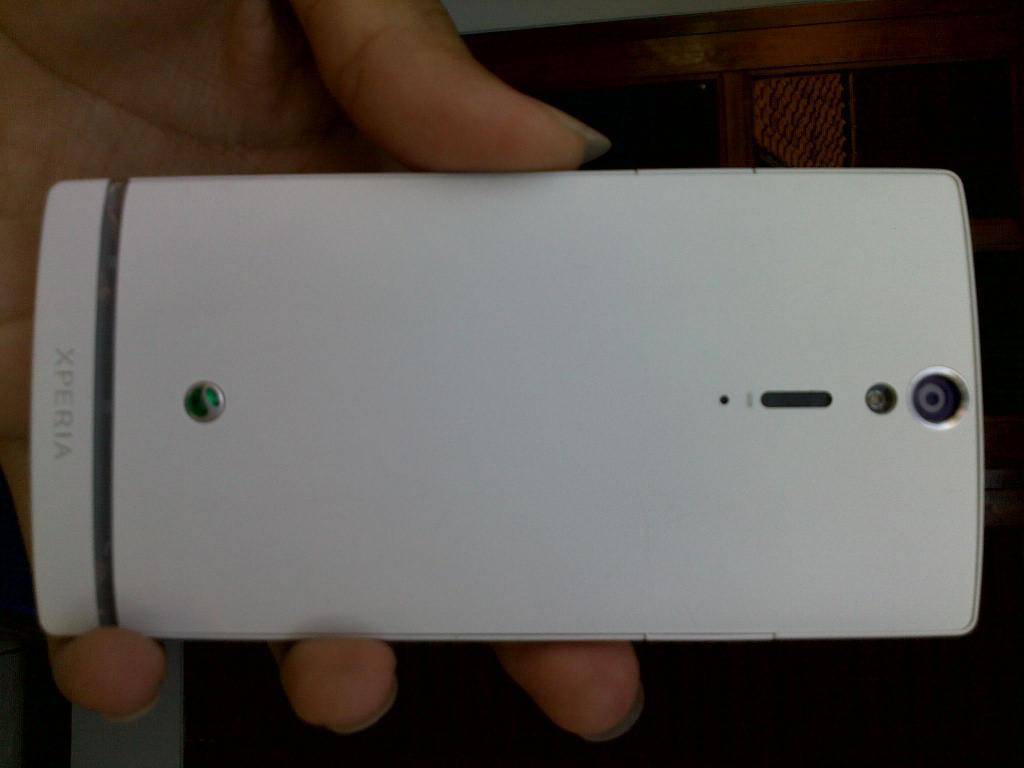 sony xperia s (lt26i) white jual BU n bosen