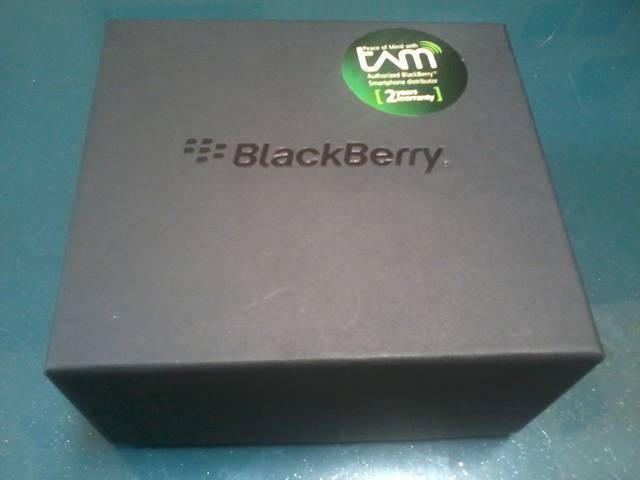 Blackberry dakota 9900 white second