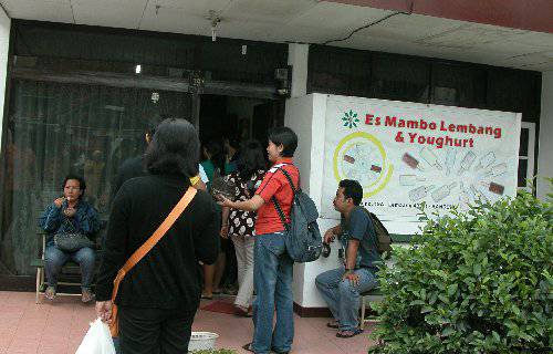 Es Mambo & Yogurt Lembang, Bandung