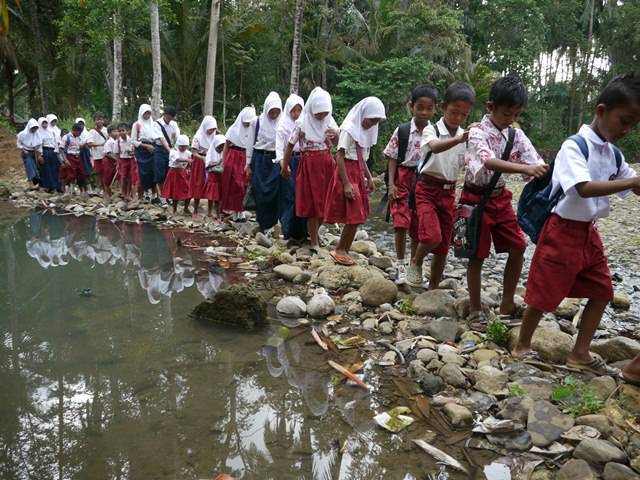 Kisah Inspiratif &quot;Relawan Kampung&quot; dari Pelosok Banten