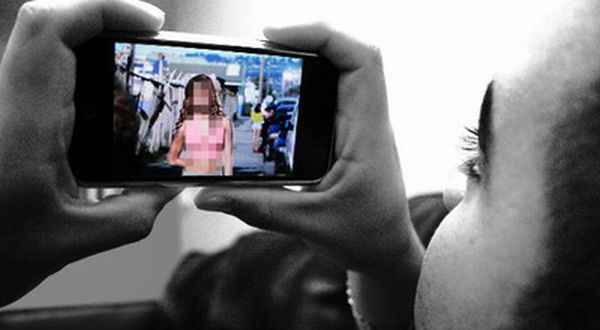 Dua Penjual Film Porno di Glodok Dicokok Polisi