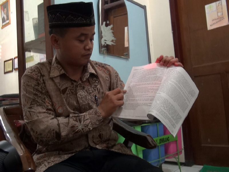 mantafff---disdik-jombang-tak-akan-tarik-buku-mirip-ajaran-isis