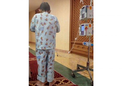 Kisah Bocah Taat Salat Berjamaah Meski Dilanda Sakit