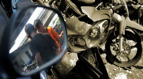 Asyik Ngetik Berita, Motor Wartawan Digondol Maling