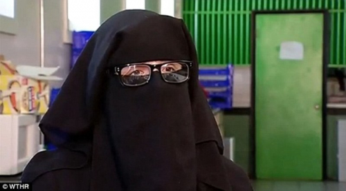 kenakan-niqab-perempuan-muslim-diusir-keluar-toko