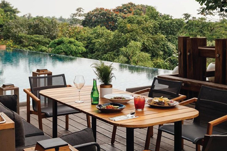 Resto & Cafe Ala Bali di Jakarta Untuk Kamu yang Rindu Suasana Pulau Dewata