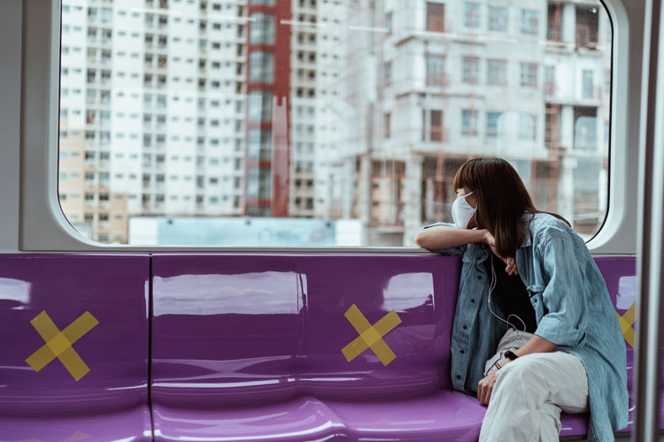 subway-meditation--meditasi-di-tempat-umum