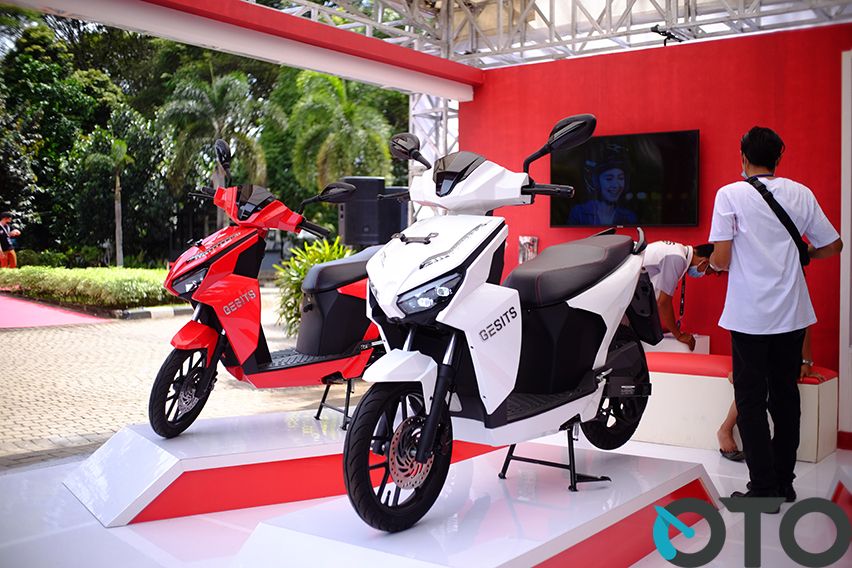 Target 2 Juta Motor Listrik, Jokowi Ingin RI Jadi Raja Produsen Kendaraan Listrik