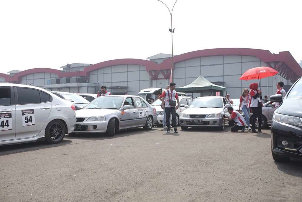 Berikut 7 Tips Touring Kemerdekaan Roda Empat Jadi Seru dan Menyenangkan