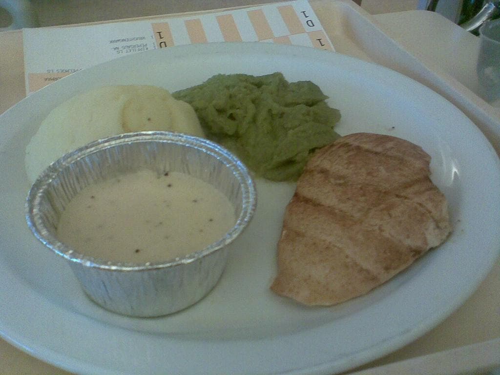 Athena hingga Jakarta, berikut penampakan &ldquo;makanan rumah sakit&rdquo; dari seluruh dunia.