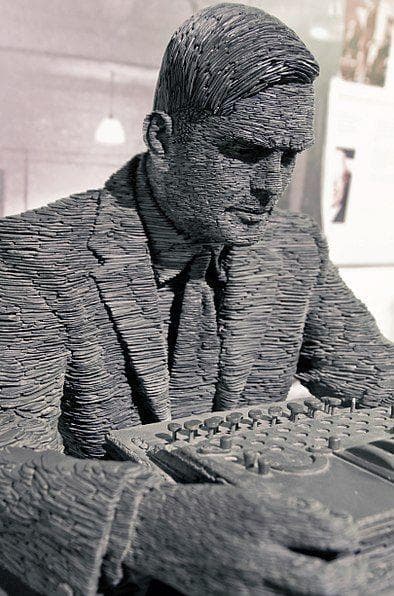 Alan Turing: Pahlawan Perang Dunia ke 2 dan Tragedi Hidupnya