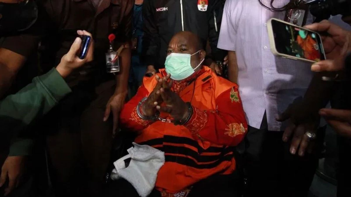 OPM Tuntut Lukas Enembe Dilepaskan, KPK Tegaskan Proses Hukum Terus Berjalan