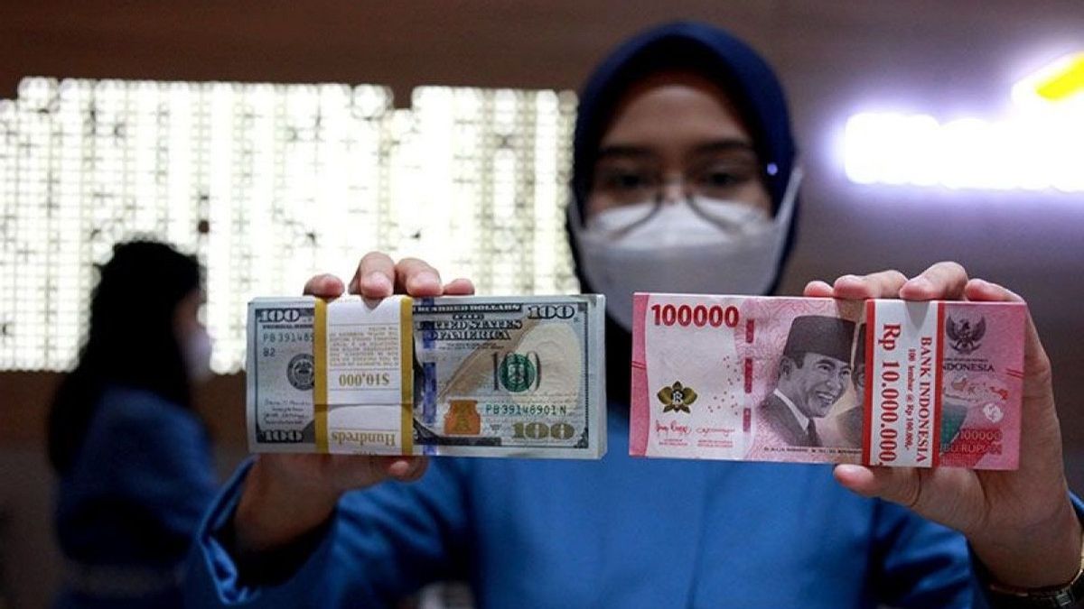 Rupiah Berpotensi Melanjutkan Pelemahan akibat Dampak Kenaikan Suku Bunga