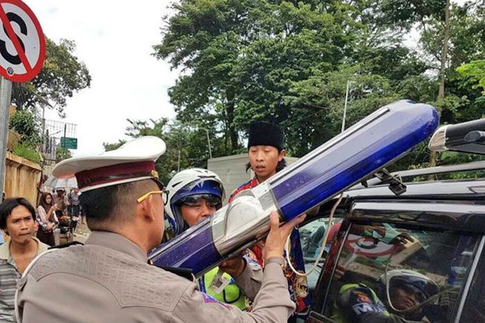Mainan Tetot-tetot Pemilik Moge dan Mobil Buta Aturan Dibabat,
