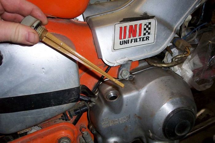 Yamaha R15 Selalu di Hati! Lakukan Tips Berikut untuk Menjaga Performa Tetap Prima!