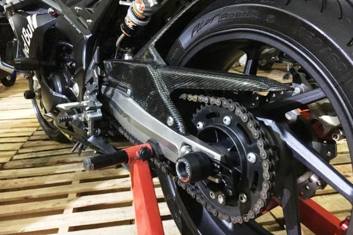Yamaha R15 Selalu di Hati! Lakukan Tips Berikut untuk Menjaga Performa Tetap Prima!