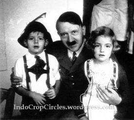 Adolf Hitler Masuk Islam dan Mati di Indonesia?