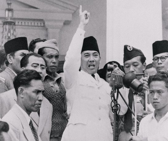 Presiden Soekarno Pernah Dikawal Yakuza Dan Agen CIA