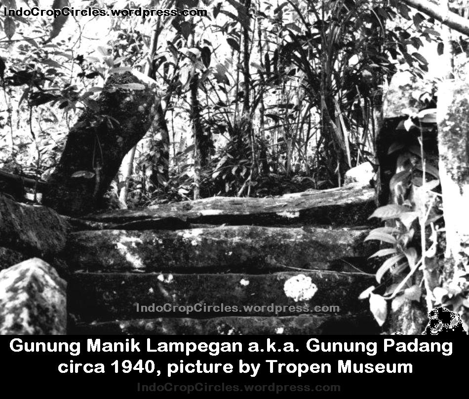 Misteri Batu Megalith “Gunung Padang” di Jawa Barat, “Stone Henge” Versi Indonesia (G