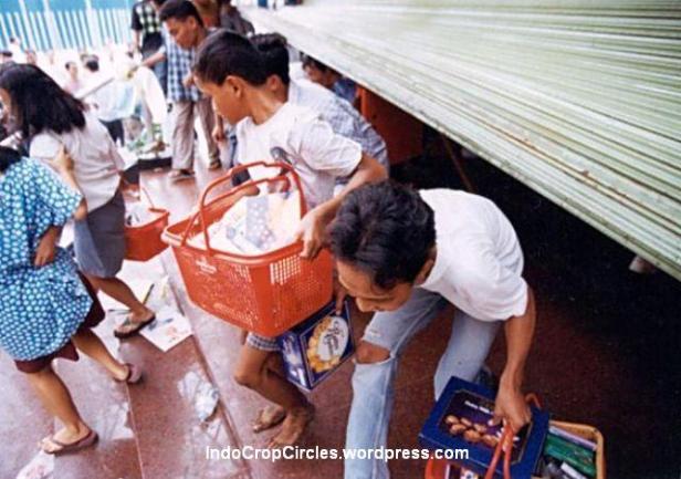 KERUSUHAN 1998 : KALAU TIDAK ADA PRABOWO JAKARTA SDH HANCUR