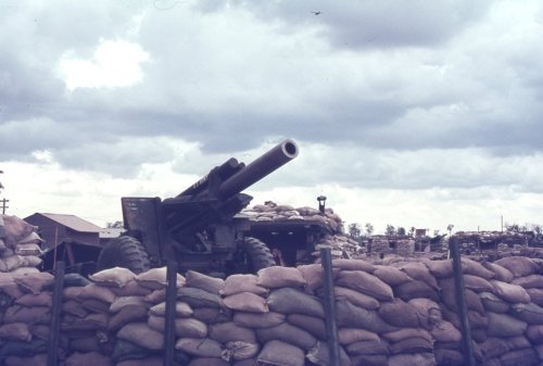 M2A2 105mm : Howitzer Tua Yon Armed TNI AD