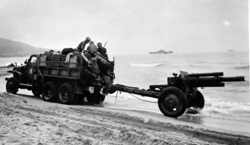 M2A2 105mm : Howitzer Tua Yon Armed TNI AD